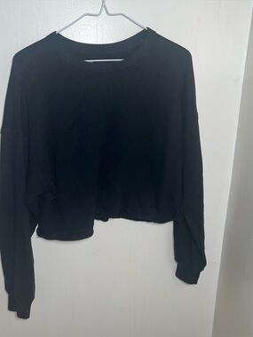 Gilly Hicks Cropped Sweatshirt